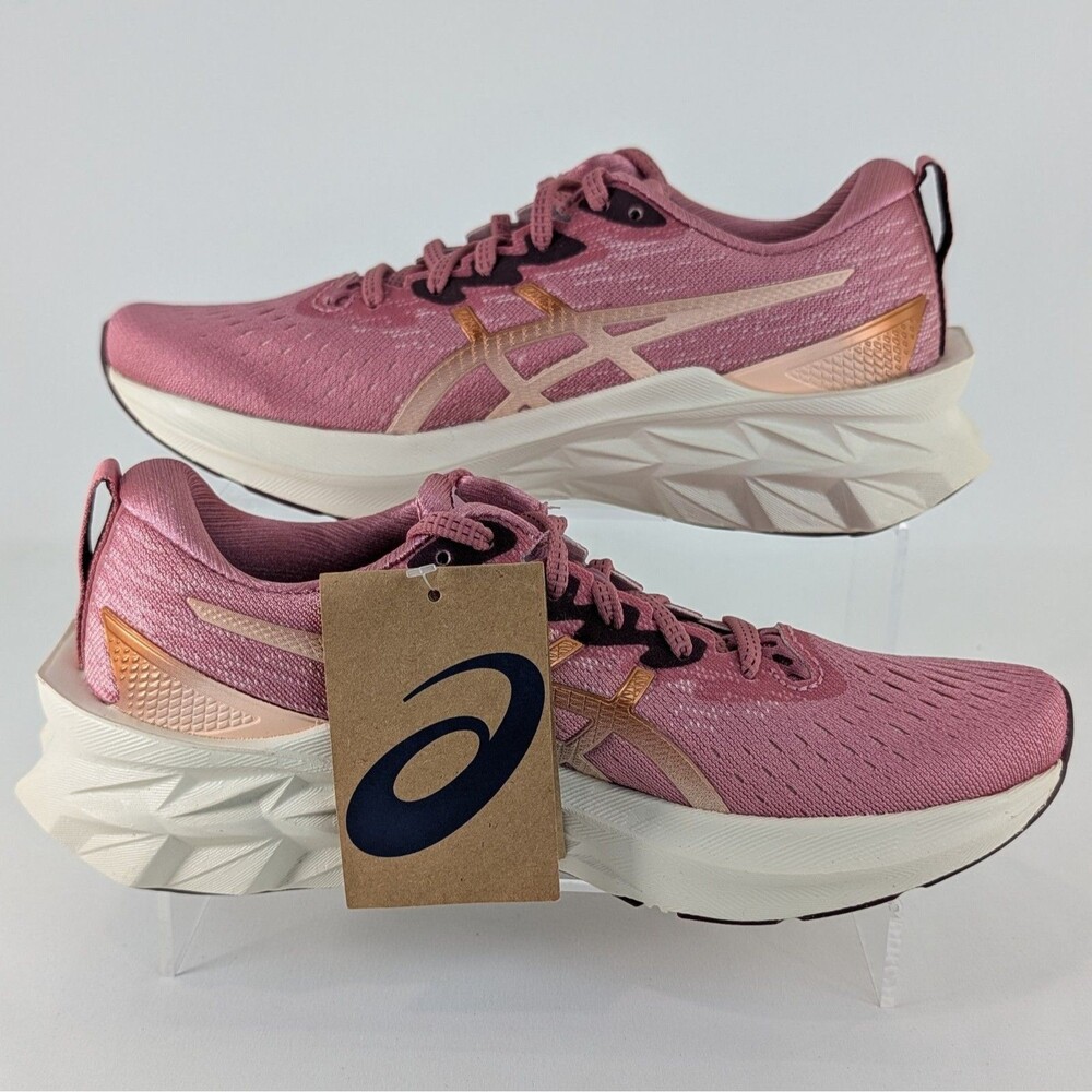 Asics Novablast 2 'Smokey Rose' | 1012BO49-700 | Women's 8 | NEW